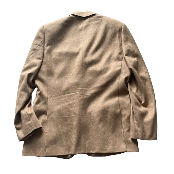 Italian made Canali Blazer in excellent condition. - Picture 6 of 7
